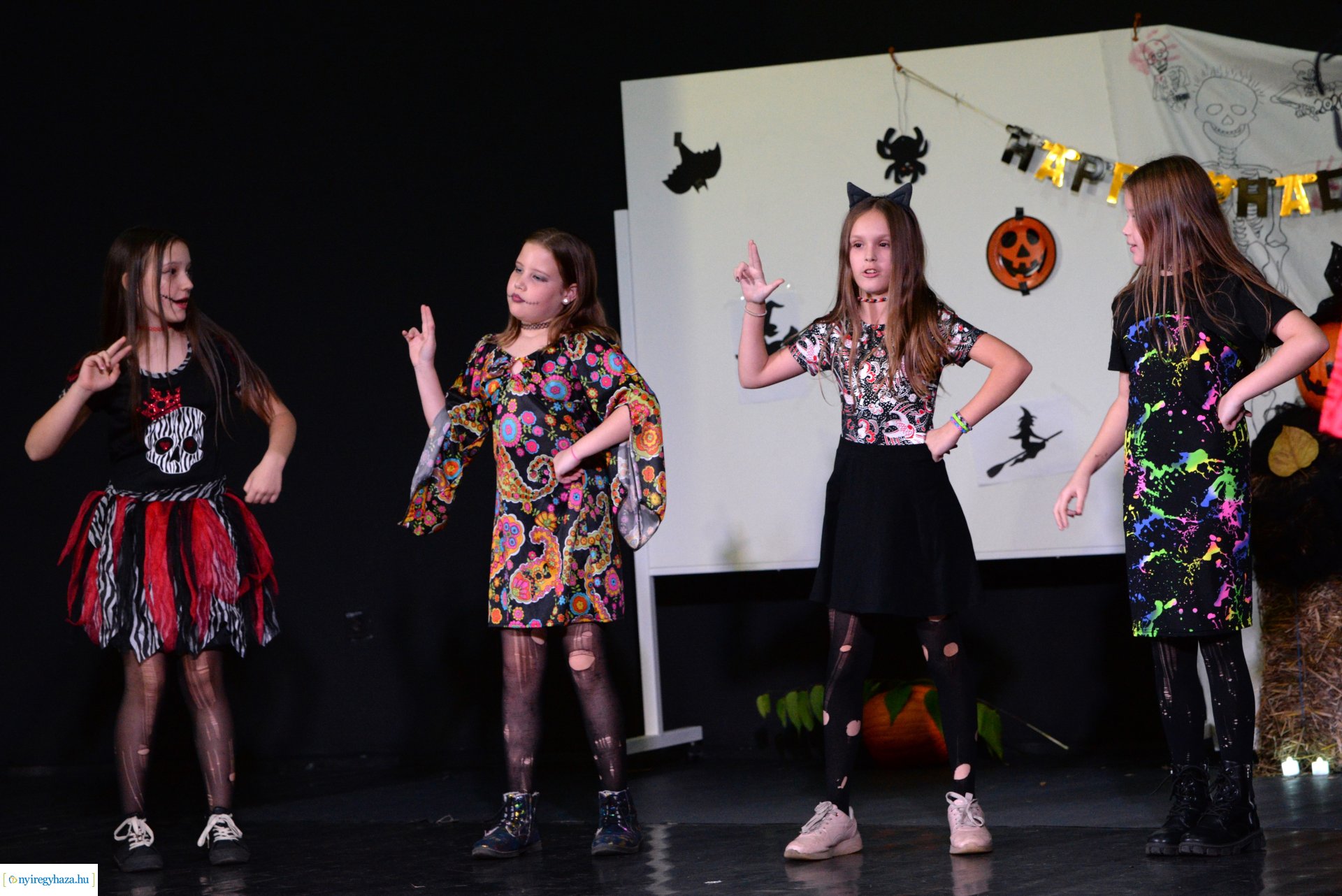 Halloween Party a Kölyökvárban 2023