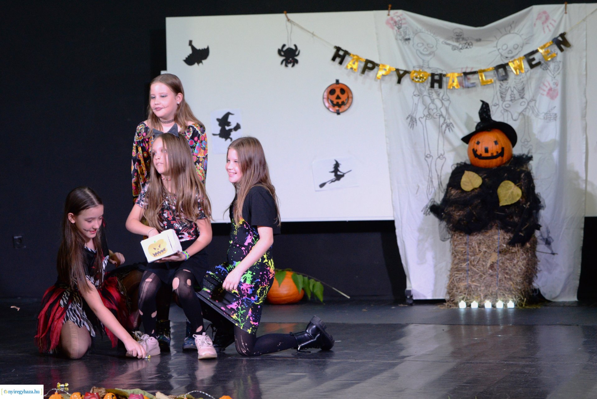 Halloween Party a Kölyökvárban 2023