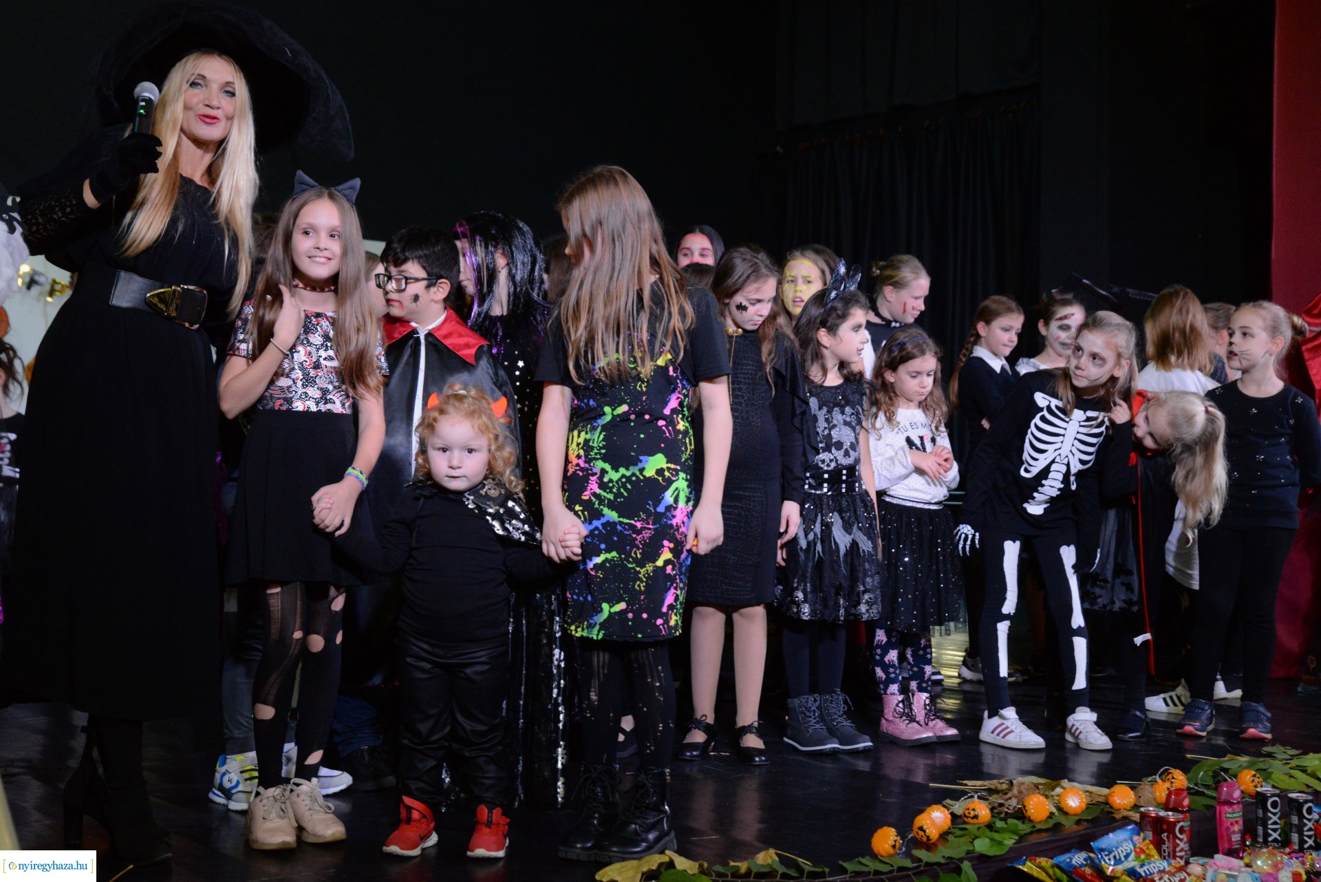 Halloween Party a Kölyökvárban 2023