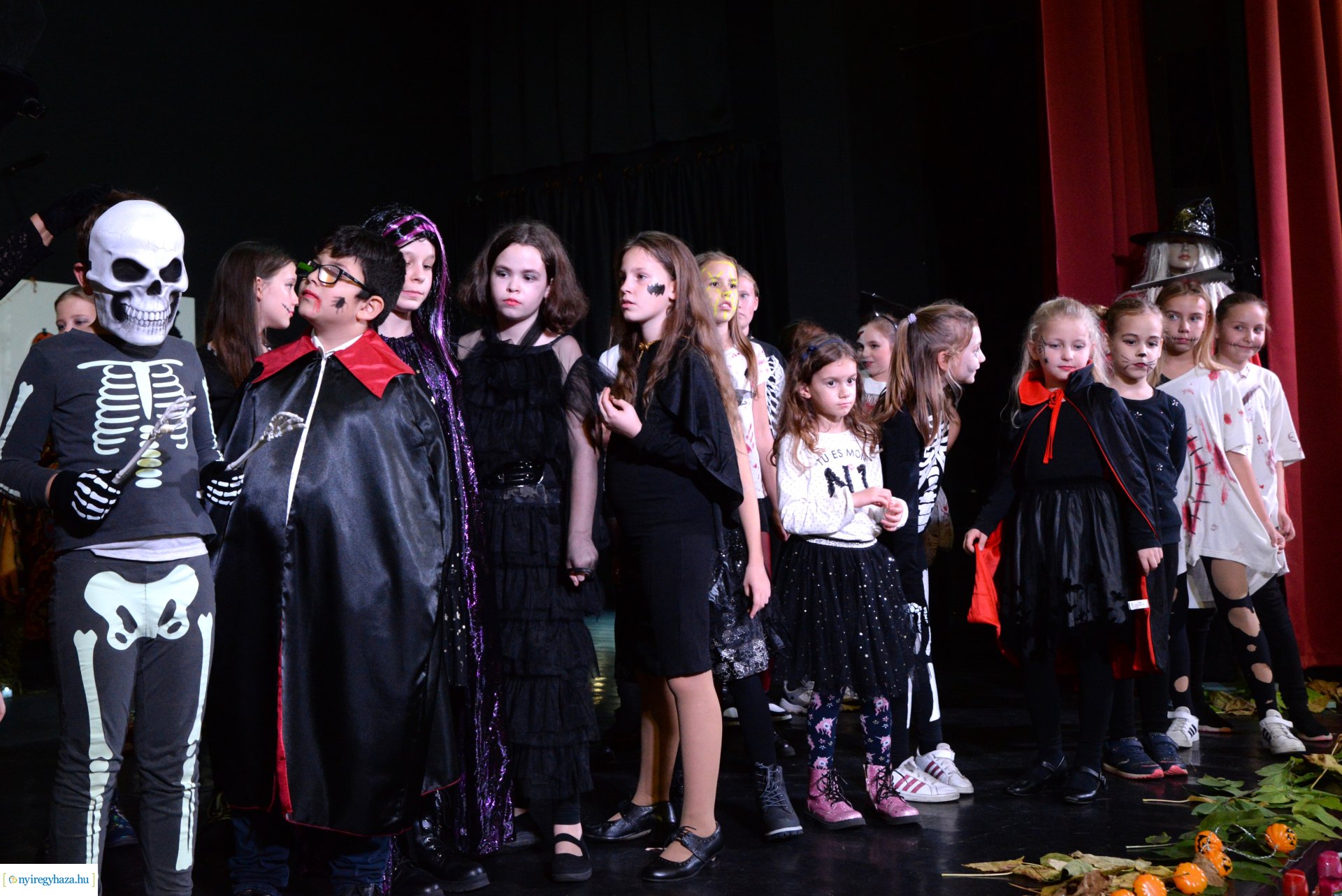 Halloween Party a Kölyökvárban 2023