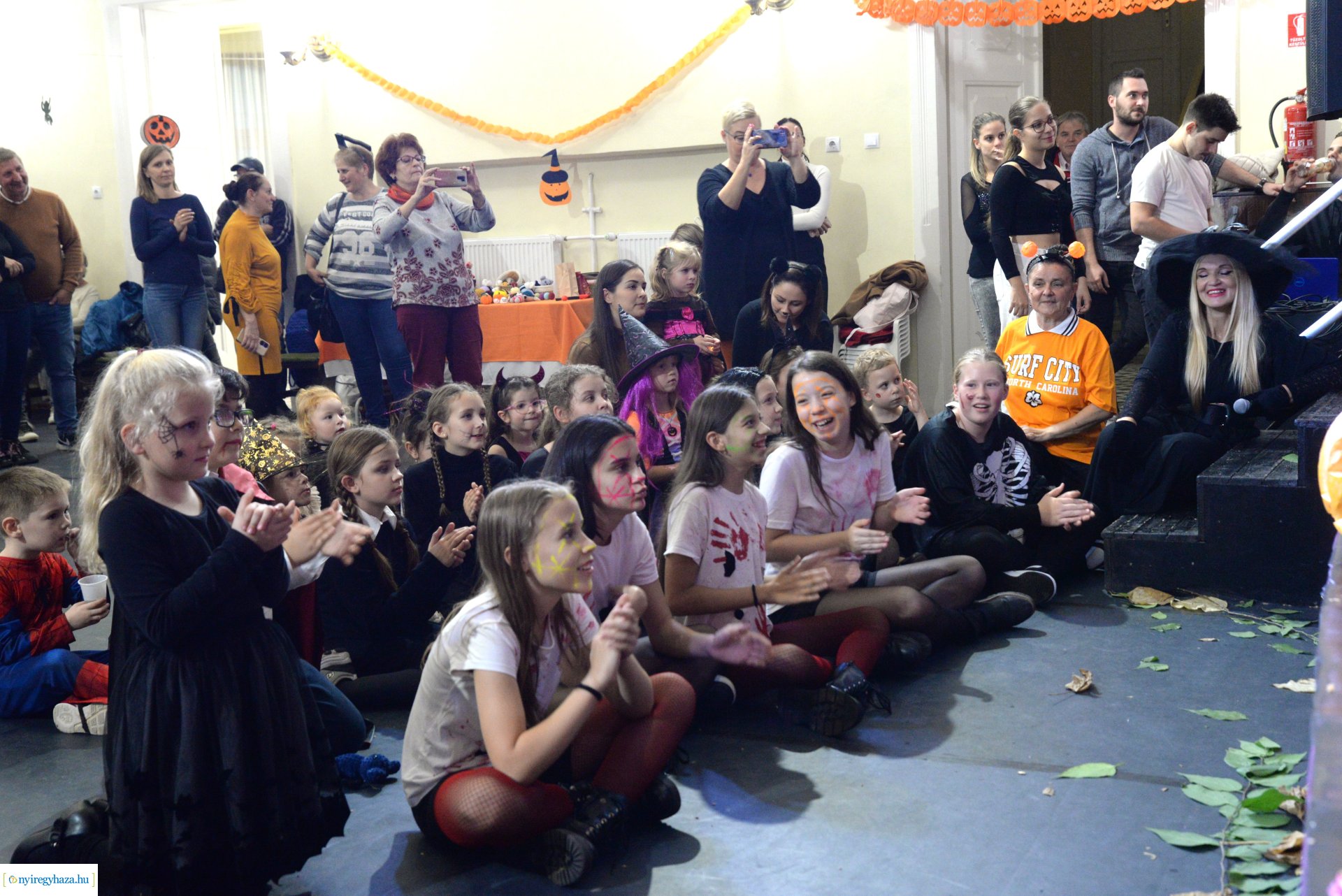 Halloween Party a Kölyökvárban 2023