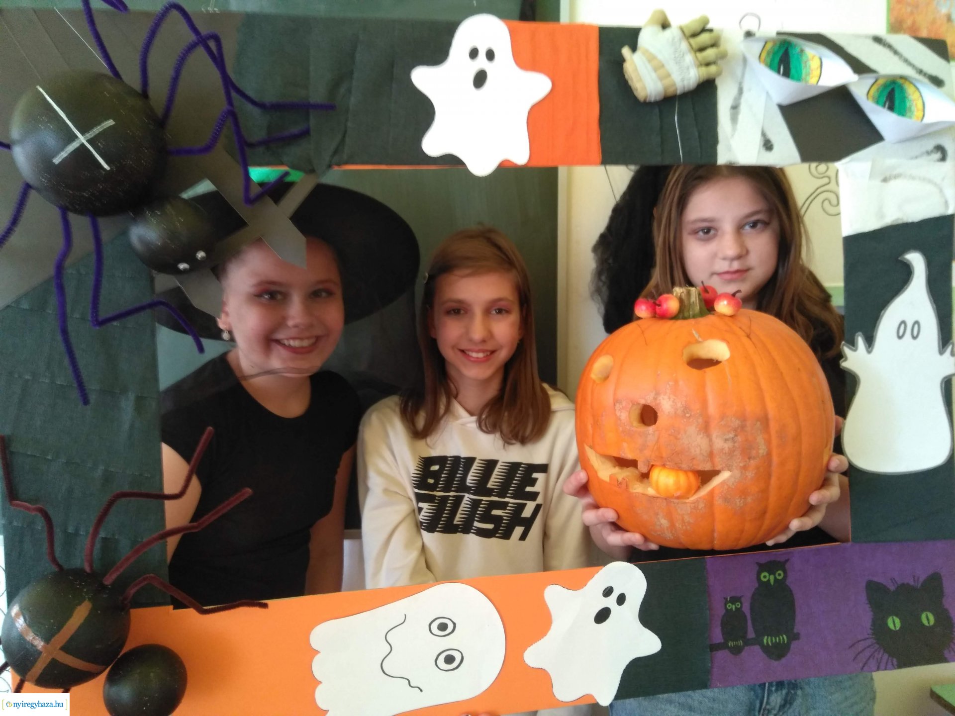 Halloween-re hANGOLódtak a Bem-es diákok