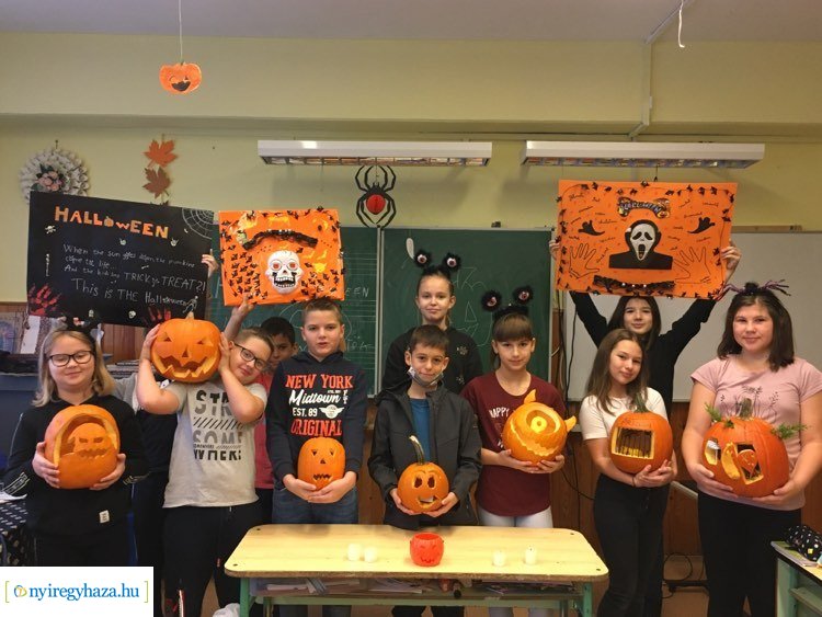 Halloween-re hANGOLódtak a Bem-es diákok