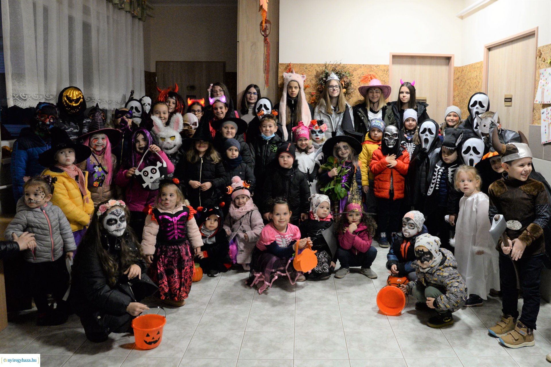 Halloweeni séta Oroson - Csokit vagy csalunk! 