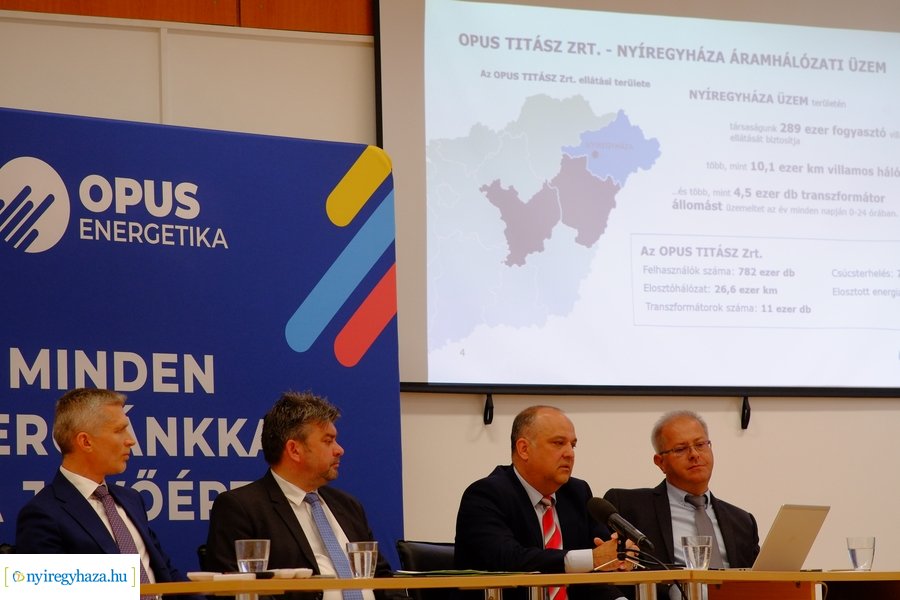 Hálózatfejlesztés Nyíregyházán - sajtótájékoztató