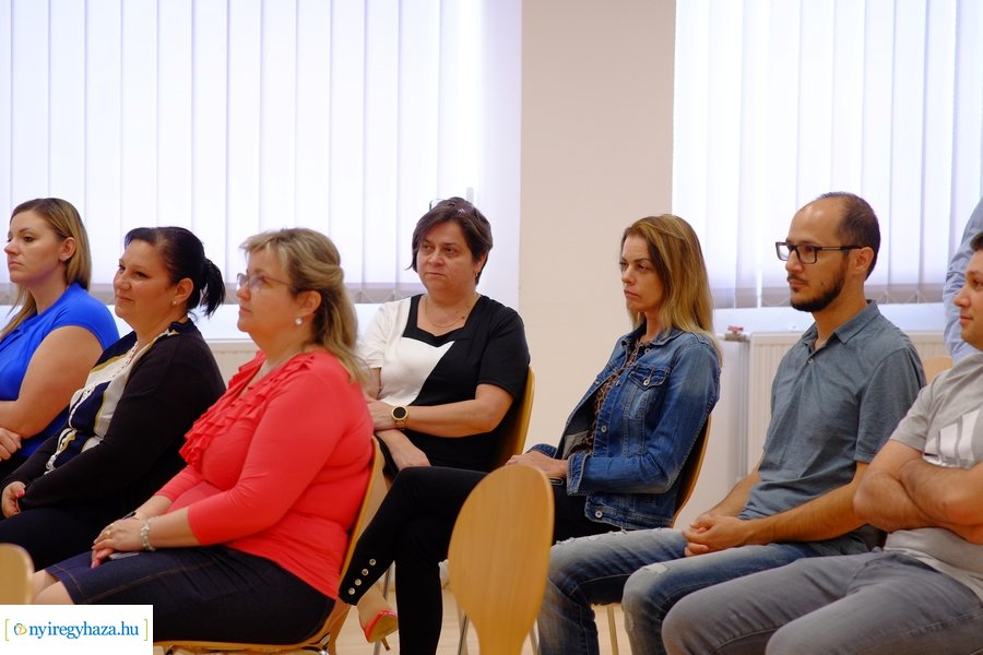 Hálózatfejlesztés Nyíregyházán - sajtótájékoztató