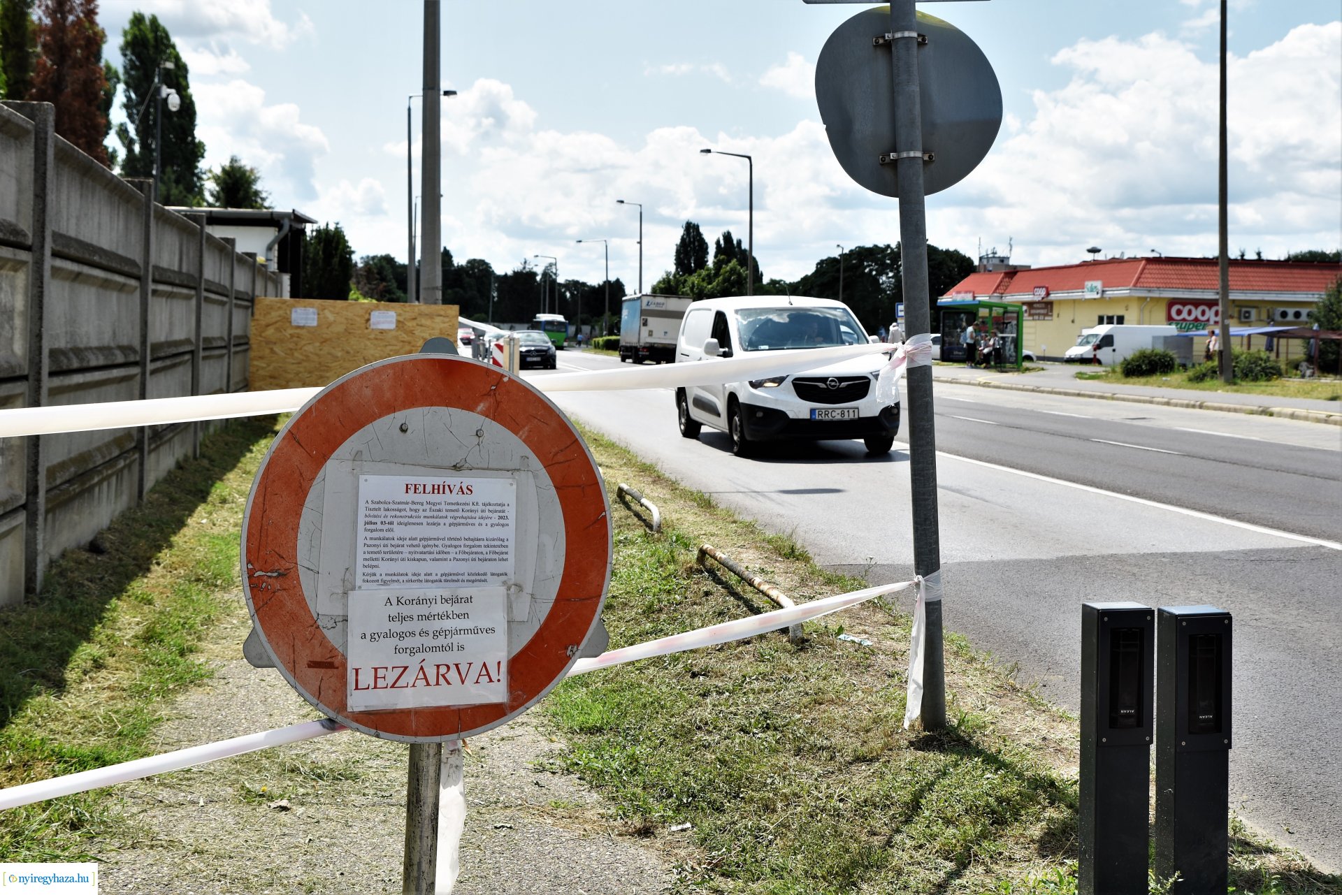 Hamarosan elkészül a Korányi út felől a temető bejárata