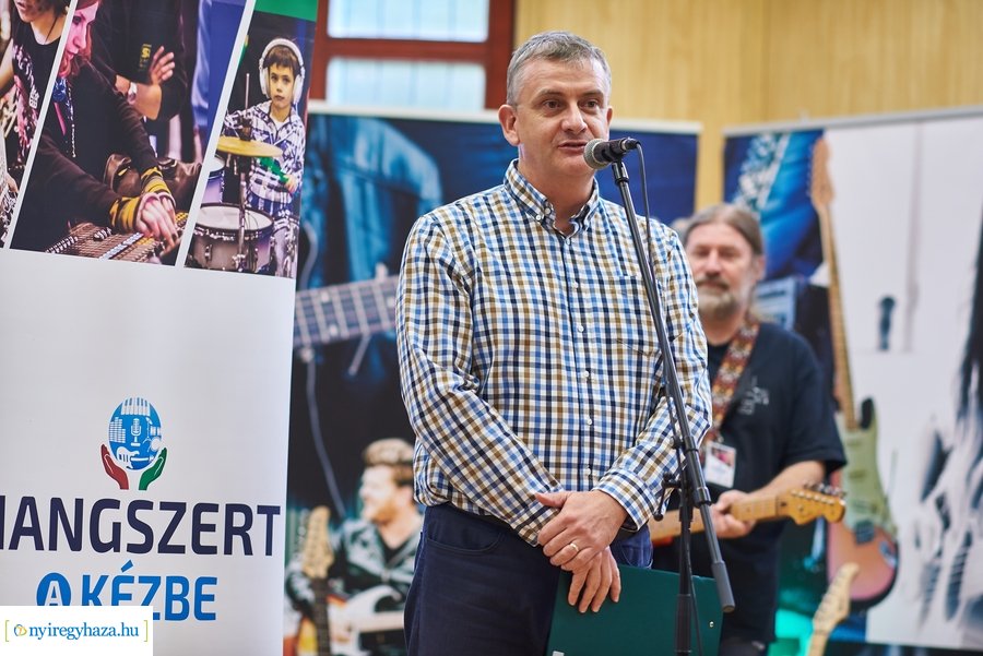 Hangszert a kézbe! 2021