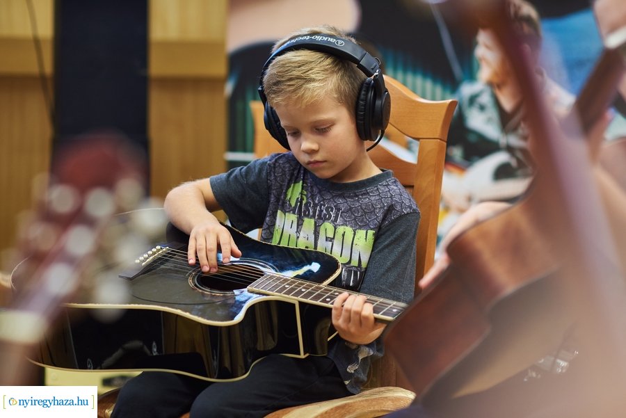 Hangszert a kézbe! 2021