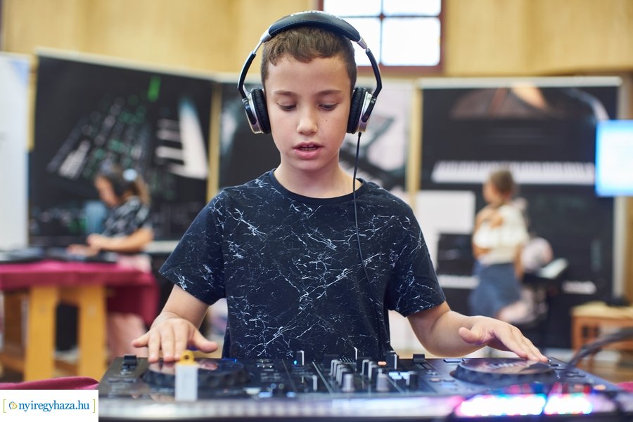 Hangszert a kézbe! 2021