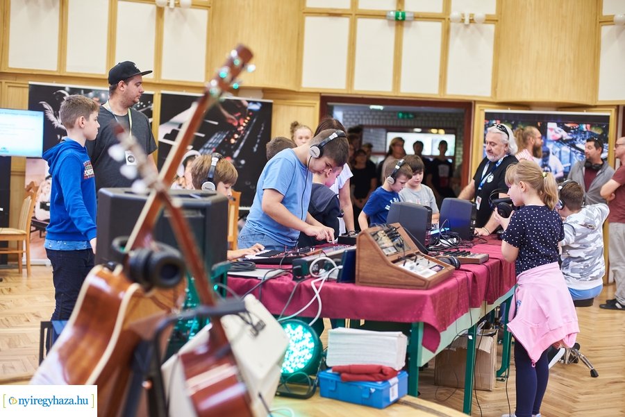 Hangszert a kézbe! 2021