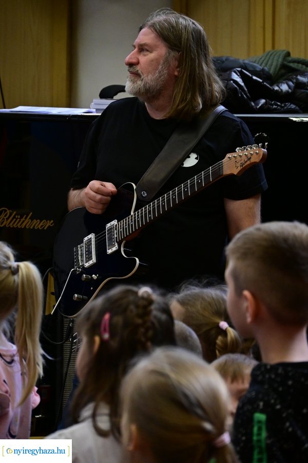 Hangszert a kézbe 2024