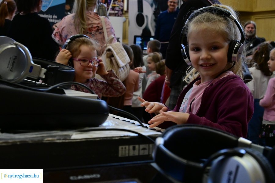 Hangszert a kézbe 2024