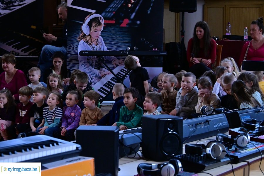 Hangszert a kézbe 2024