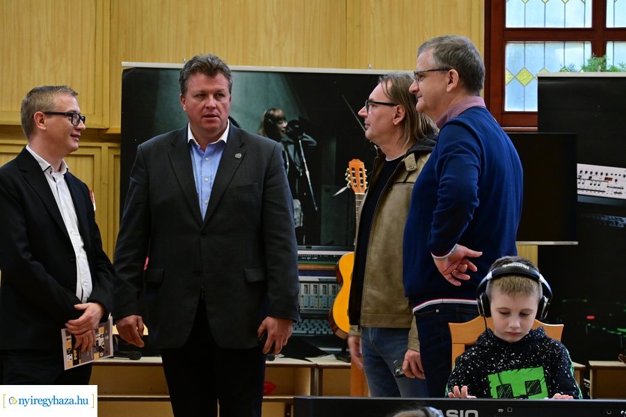 Hangszert a kézbe 2024