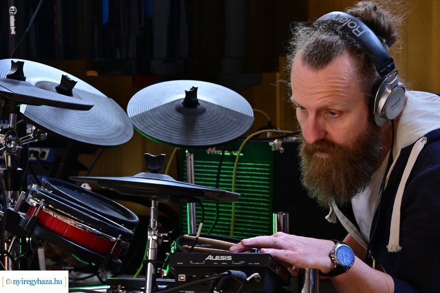 Hangszert a kézbe 2024