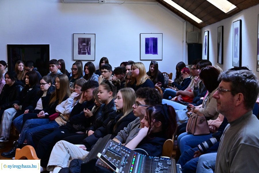 Hangszert a kézbe 2024