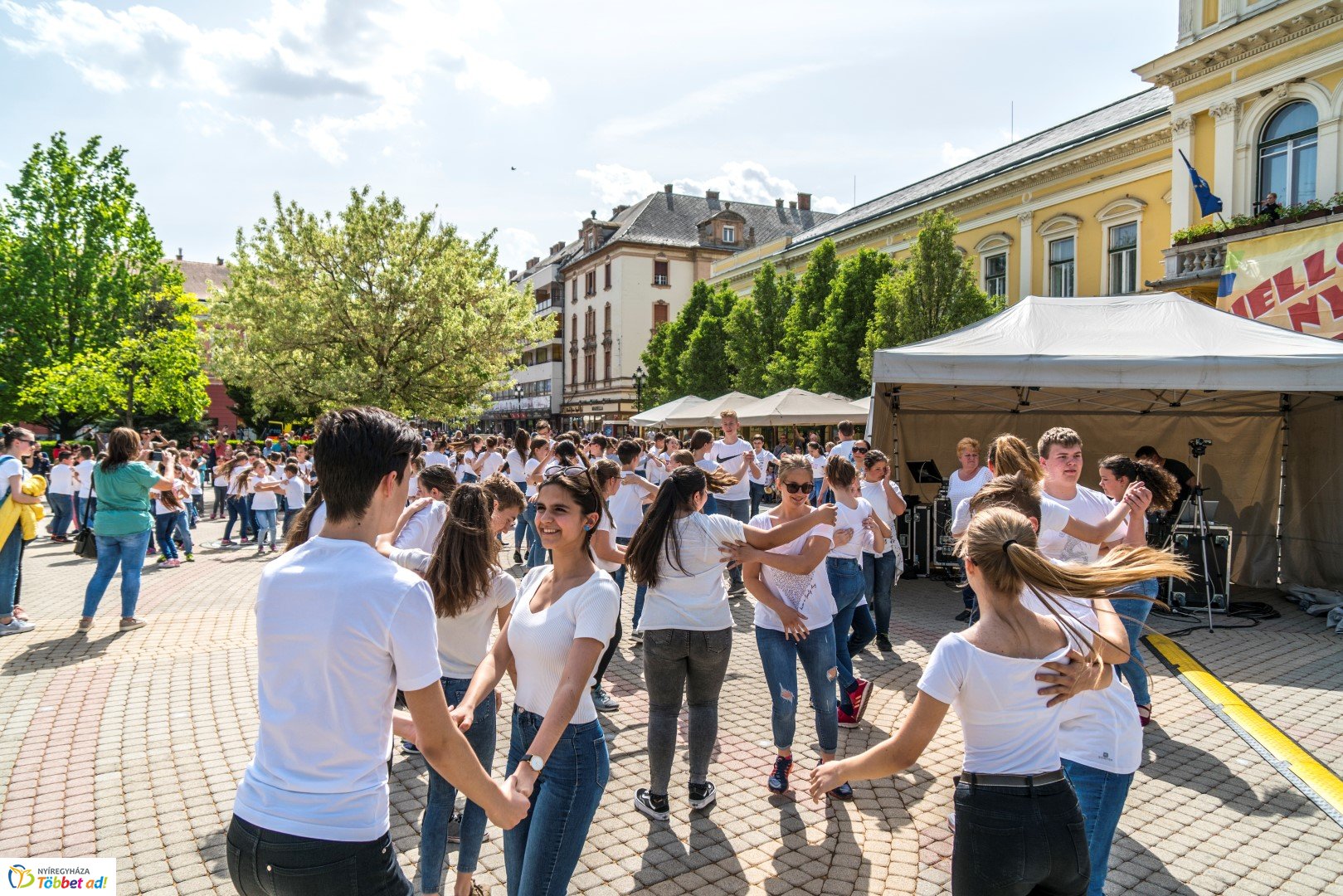 Hangulatképek a Helló Nyíregyházáról
