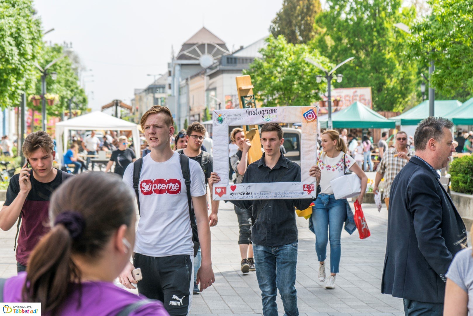 Hangulatképek a Helló Nyíregyházáról