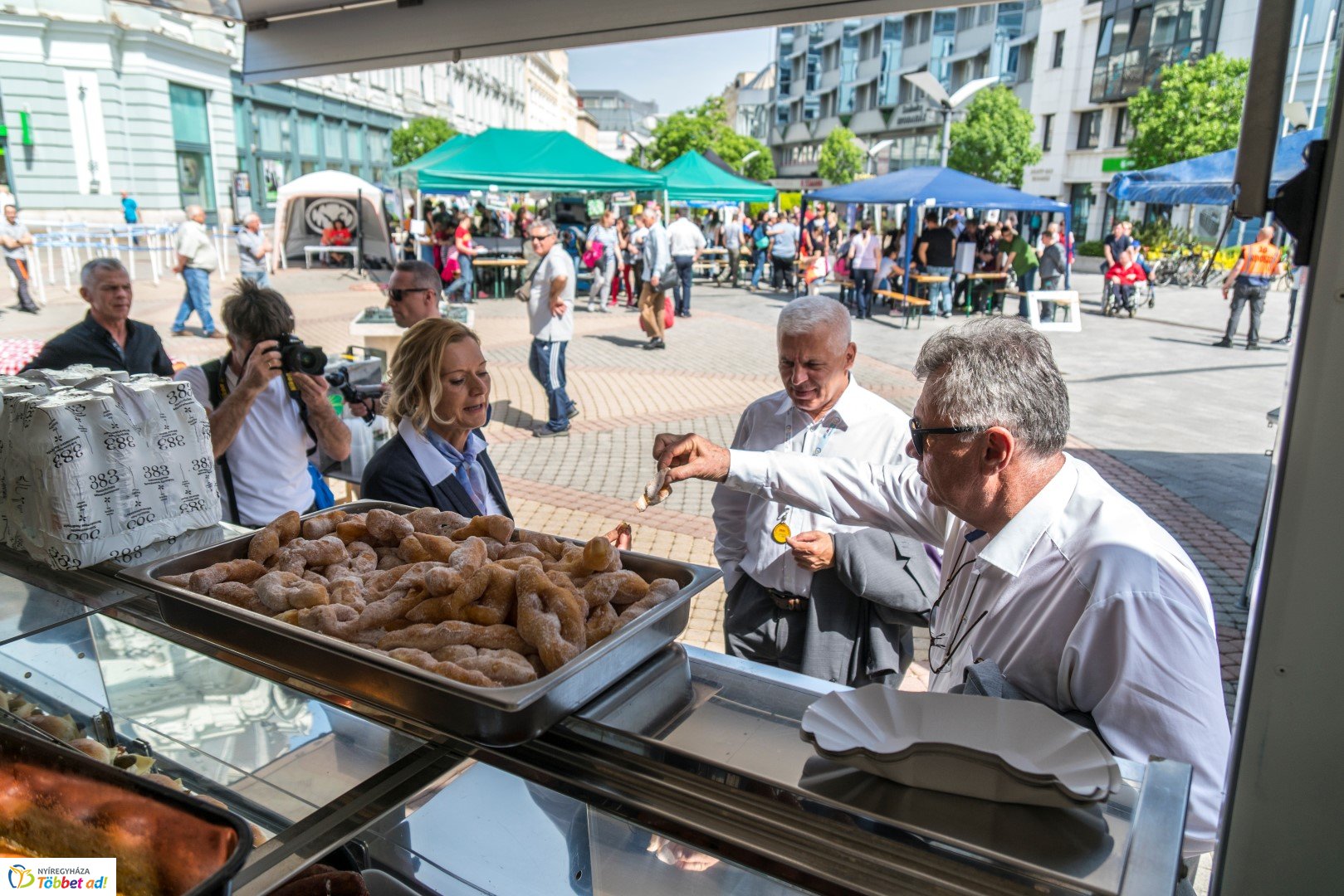 Hangulatképek a Helló Nyíregyházáról