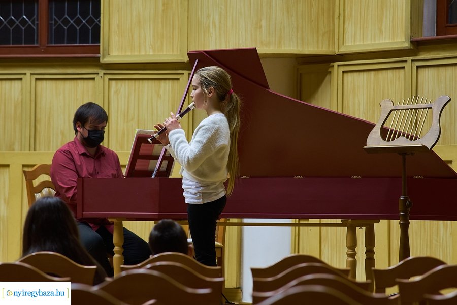 Hangverseny a Vikárban - 20220120