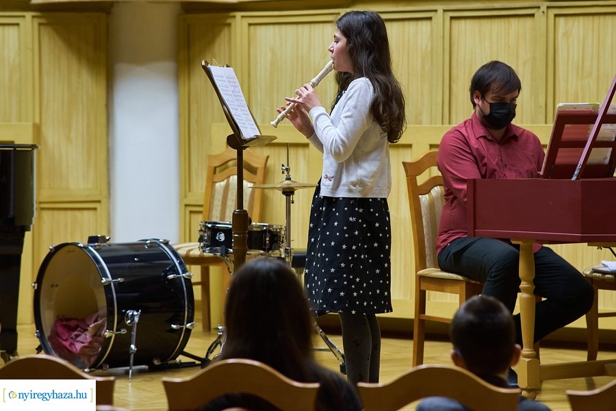 Hangverseny a Vikárban - 20220120