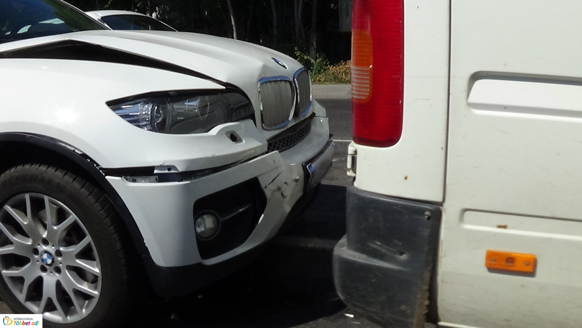 Hármas karambol a Debreceni úton