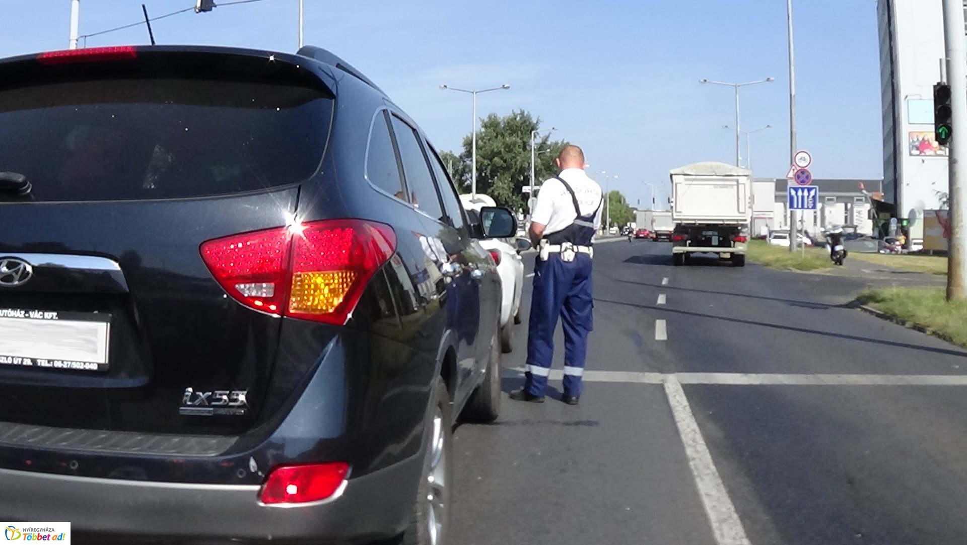 Hármas karambol a Vasgyár utcán