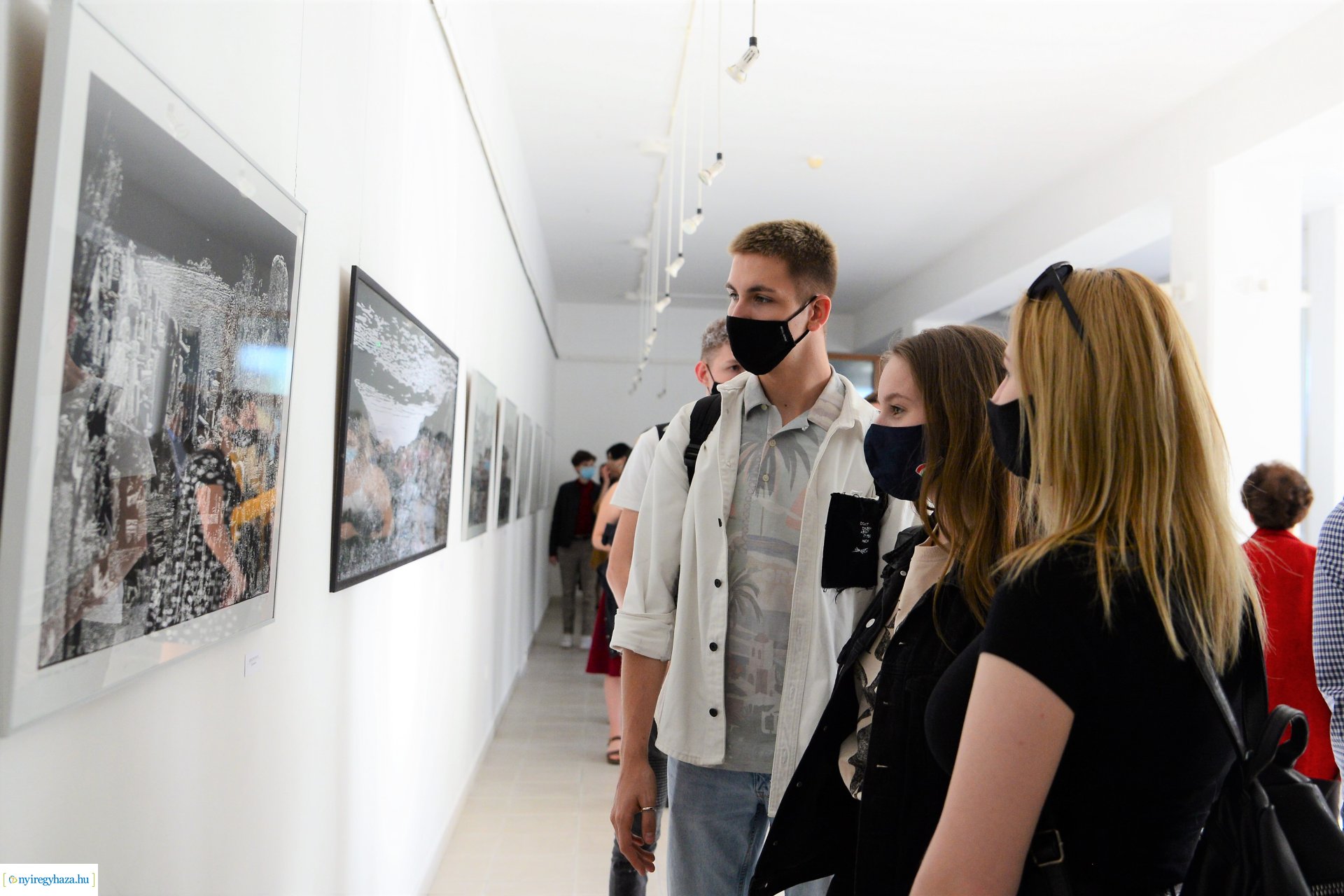 Hatvanon innen és túl - Szepessy Béla grafikusművész kiállításának megnyitója