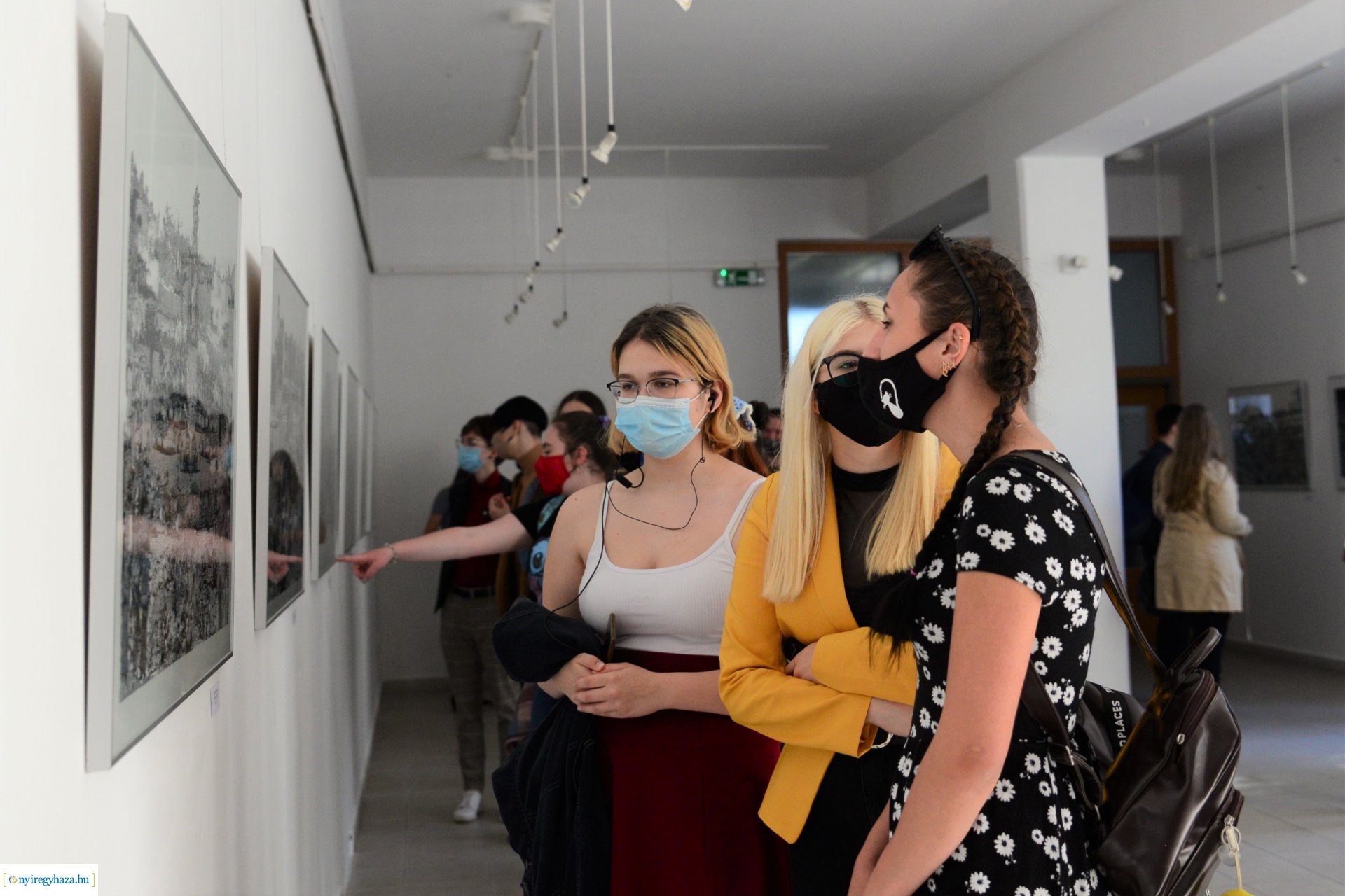 Hatvanon innen és túl - Szepessy Béla grafikusművész kiállításának megnyitója