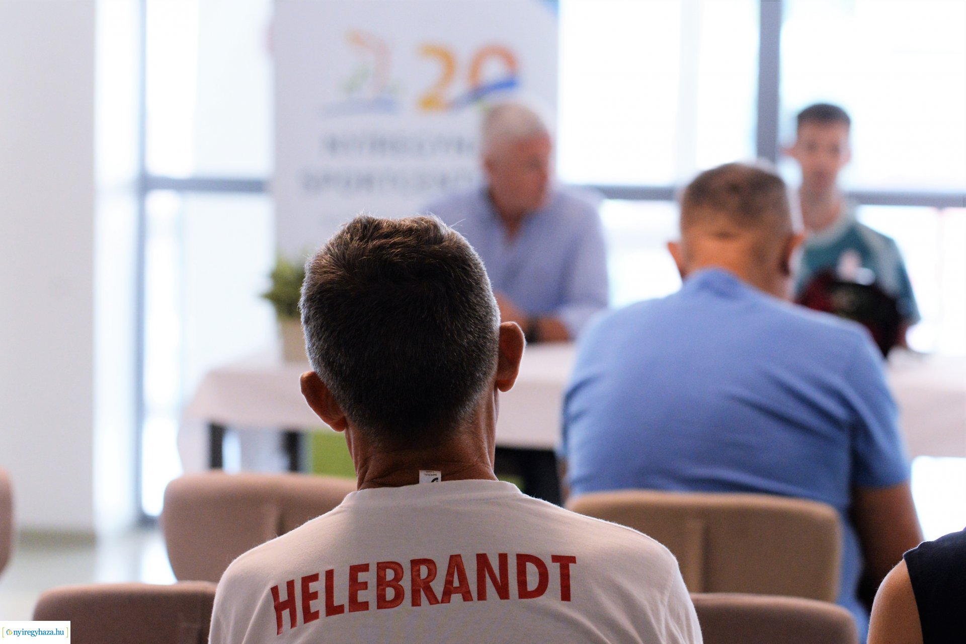 Hazaérkezett Helebrandt Máté Tokióból