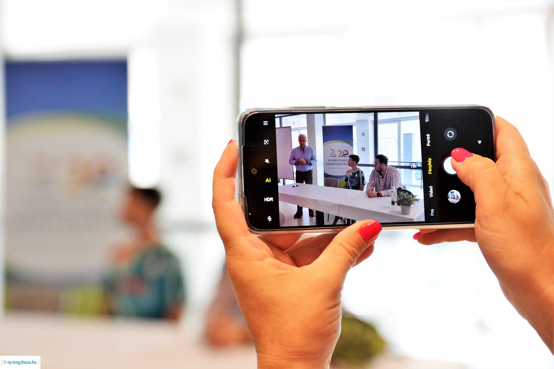 Hazaérkezett Helebrandt Máté Tokióból