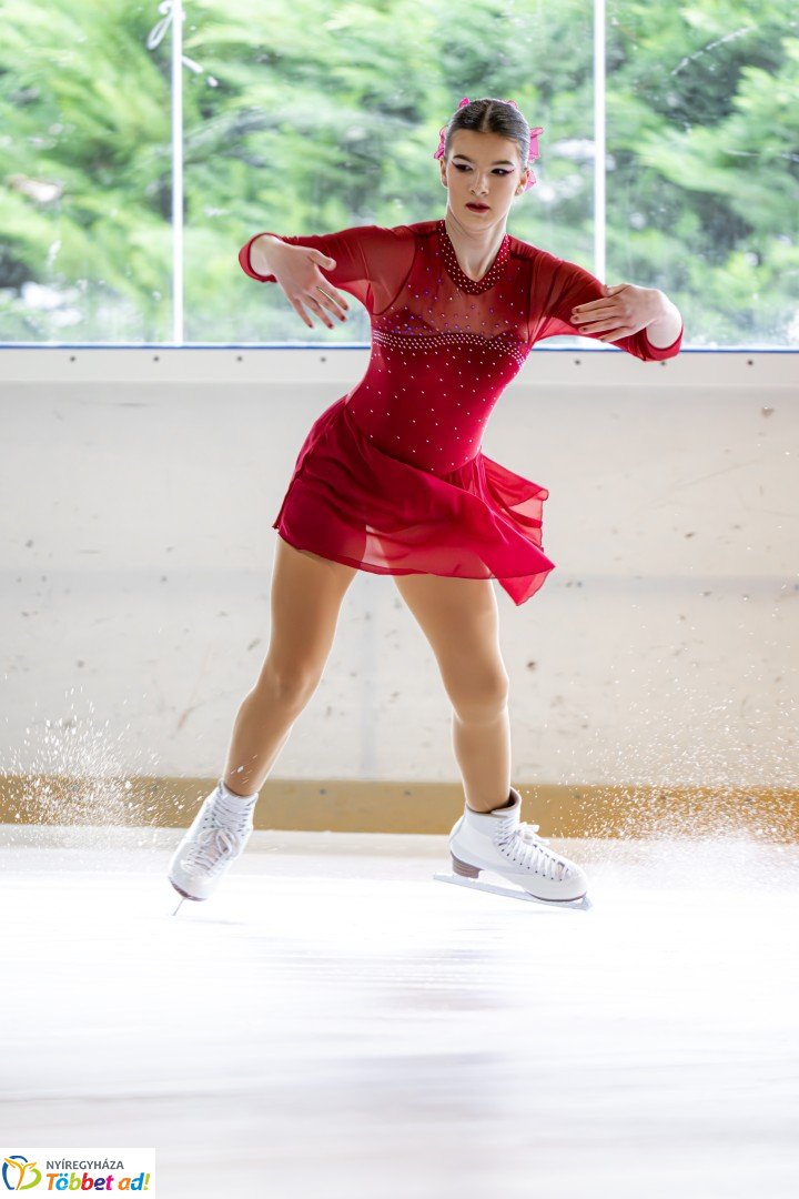 Házi műkorcsolya  bajnokság a Nyíregyházi Jégpályán