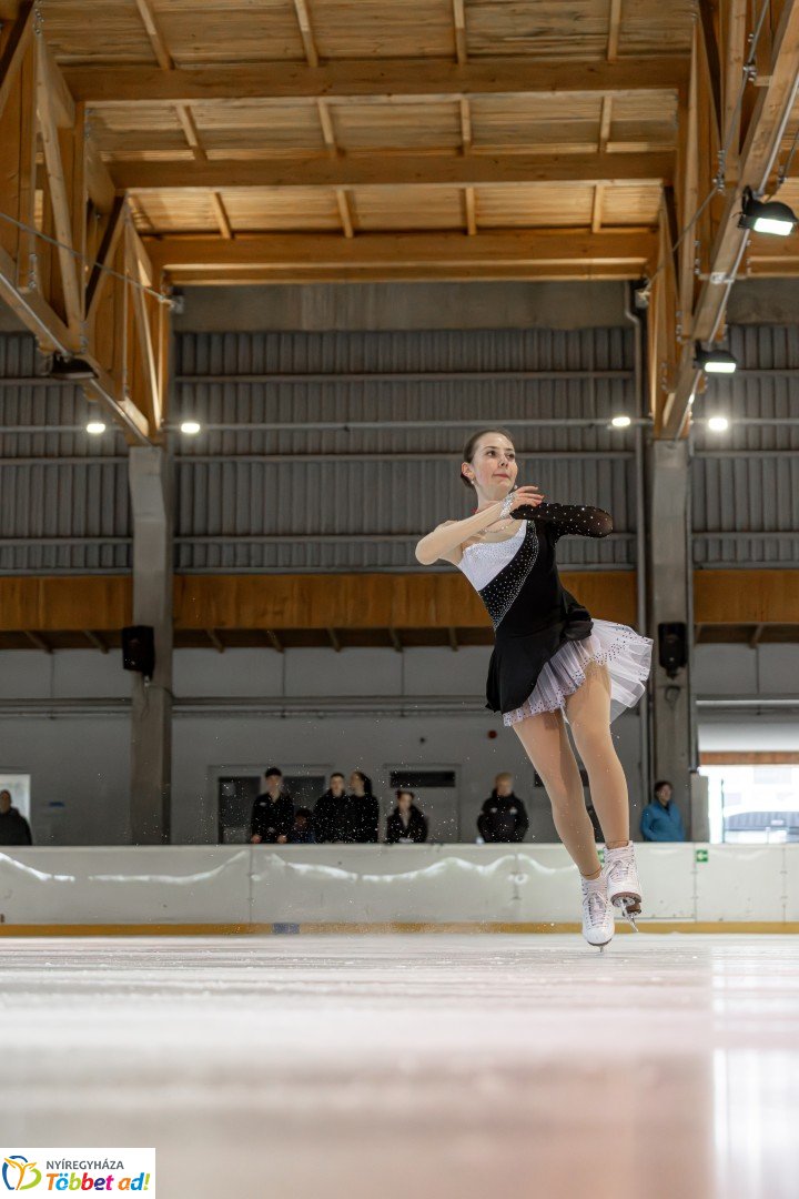 Házi műkorcsolya  bajnokság a Nyíregyházi Jégpályán