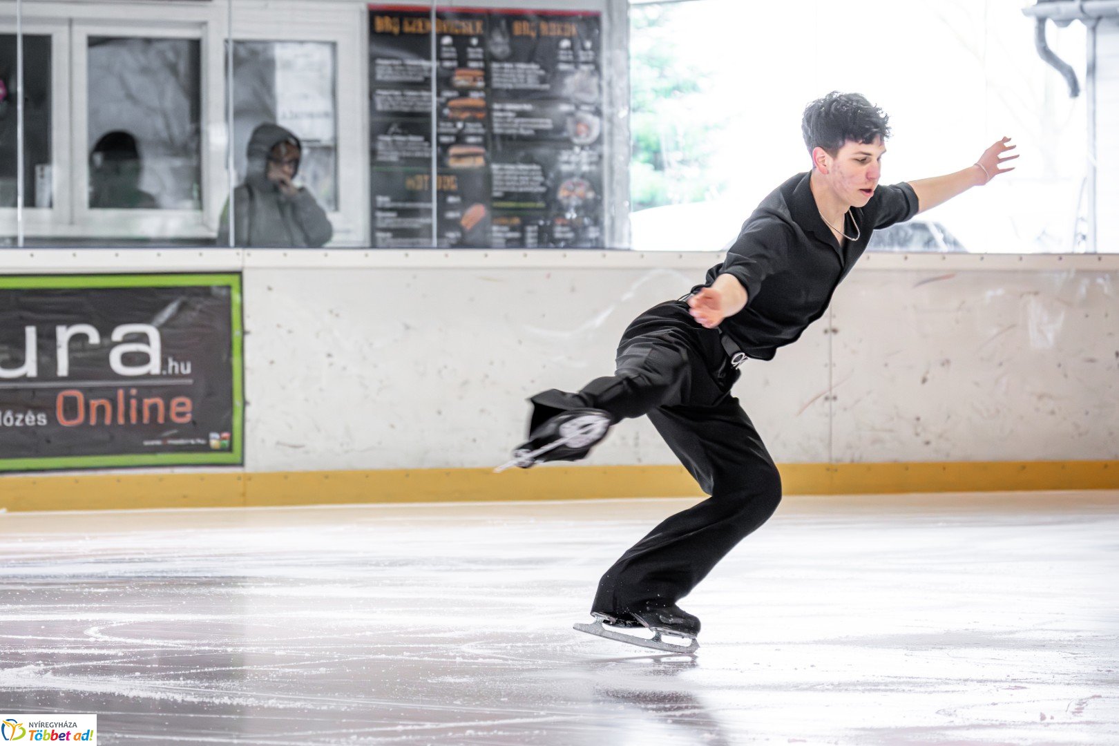 Házi műkorcsolya  bajnokság a Nyíregyházi Jégpályán