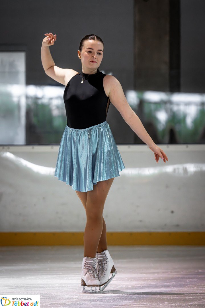 Házi műkorcsolya  bajnokság a Nyíregyházi Jégpályán