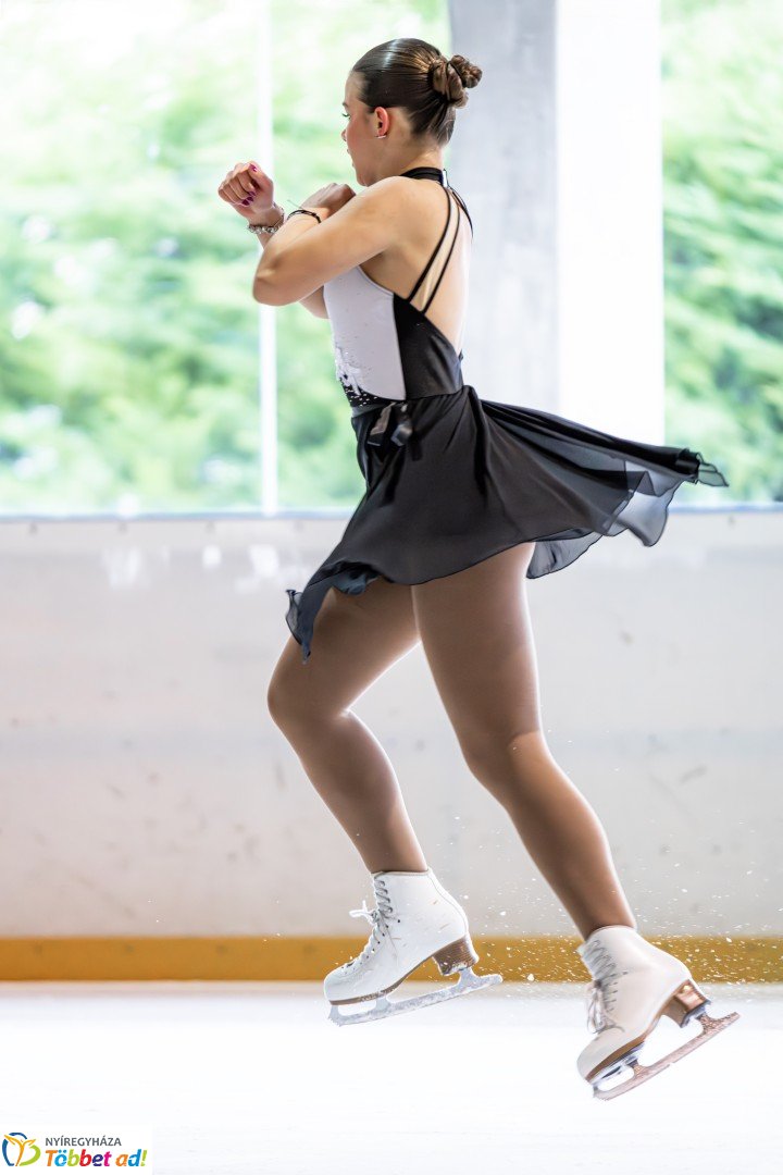 Házi műkorcsolya  bajnokság a Nyíregyházi Jégpályán