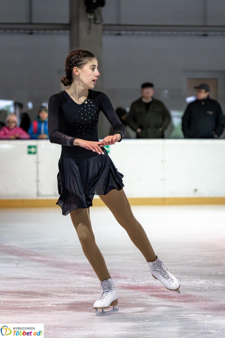 Házi műkorcsolya  bajnokság a Nyíregyházi Jégpályán