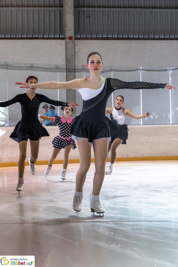 Házi műkorcsolya  bajnokság a Nyíregyházi Jégpályán