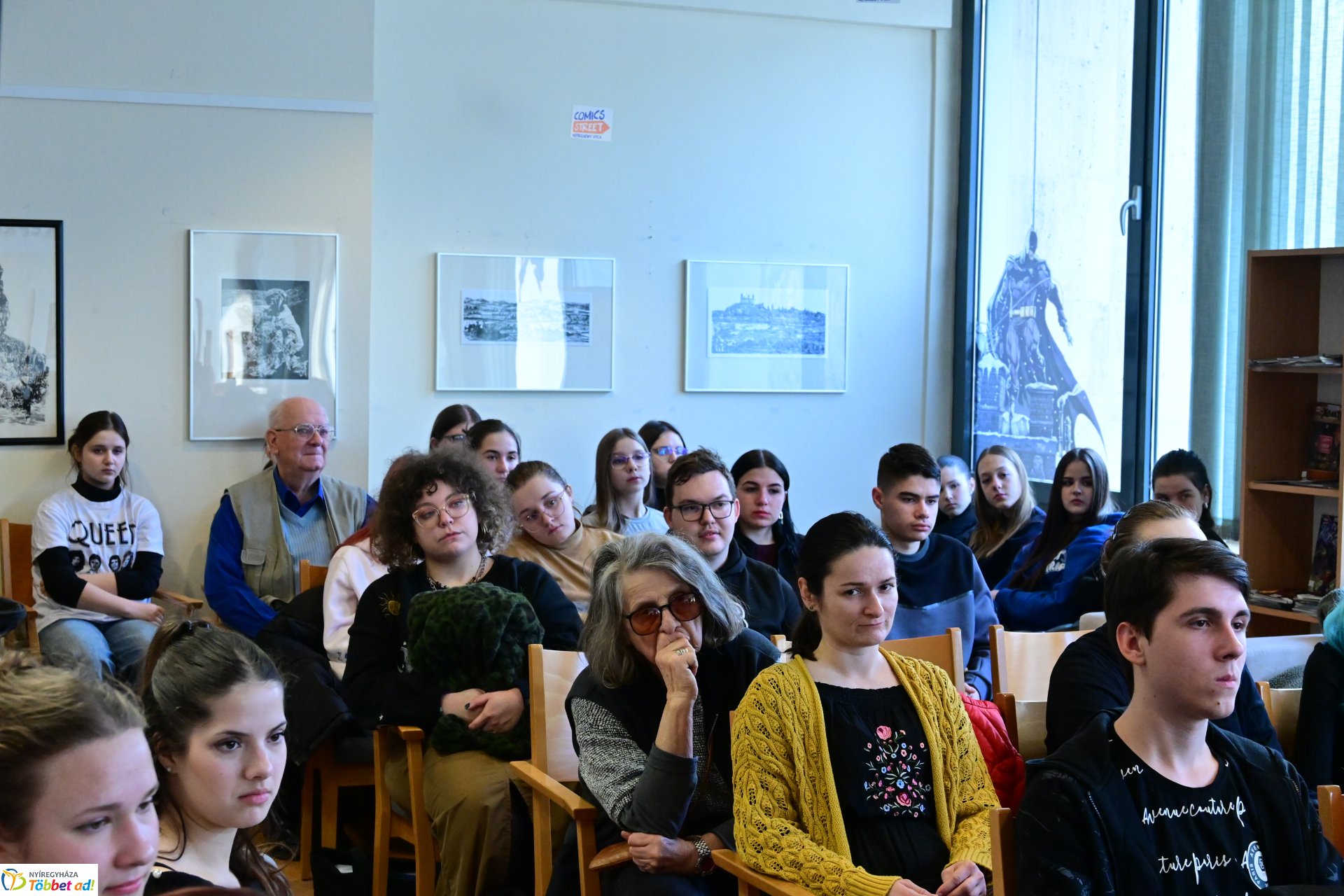 Hazug Pista a városi könyvtárban