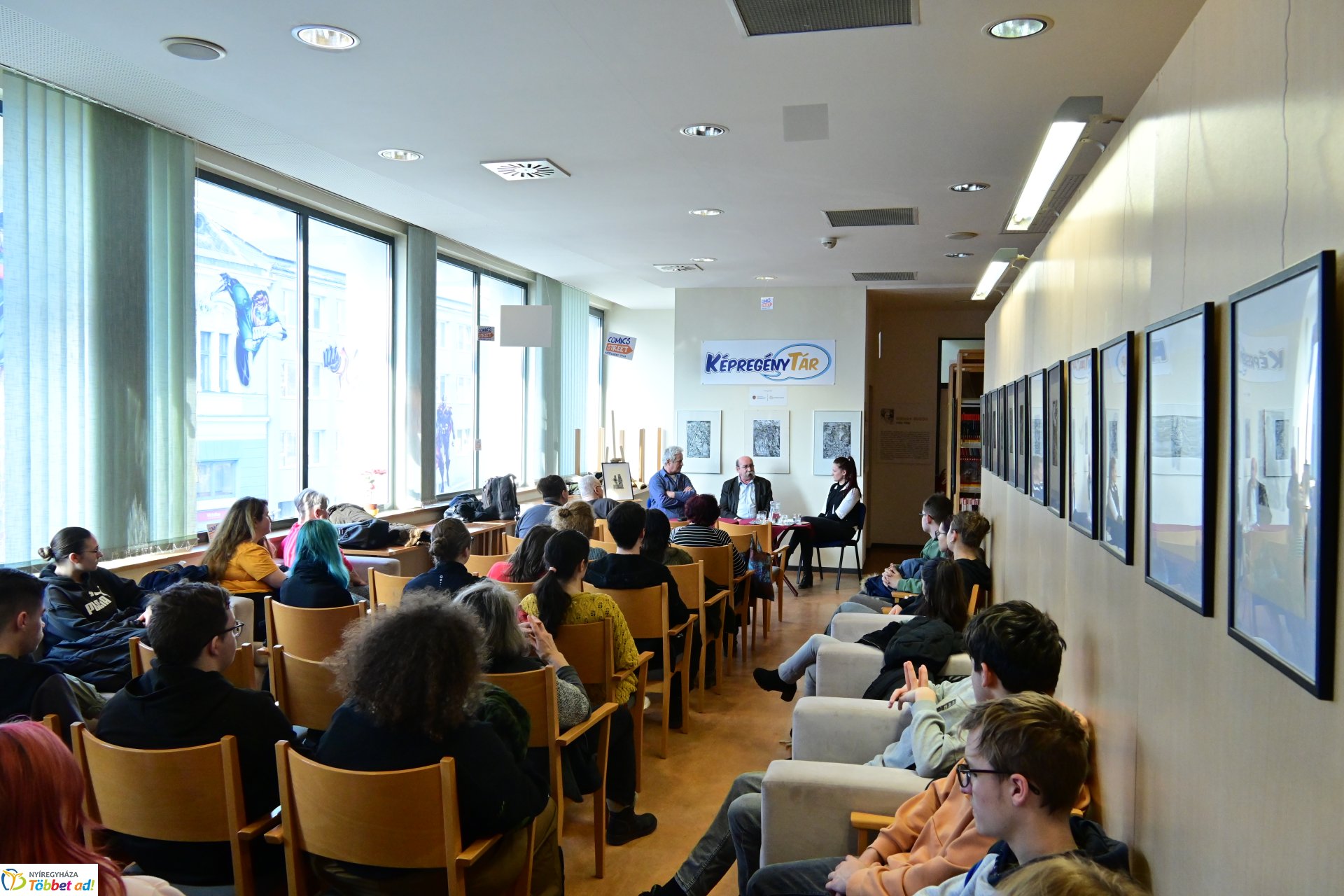 Hazug Pista a városi könyvtárban