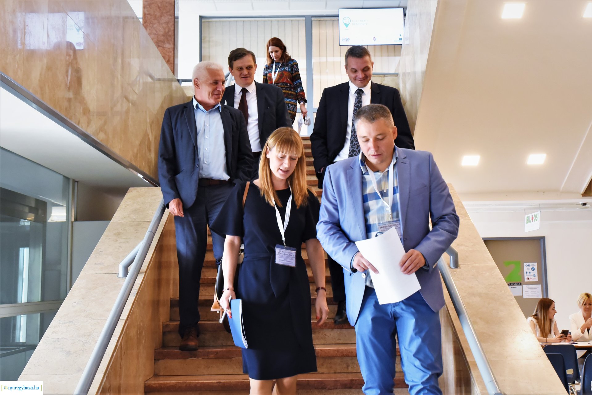 Helyben? Rendben! -  projektbemutató, szakmai konferencia 