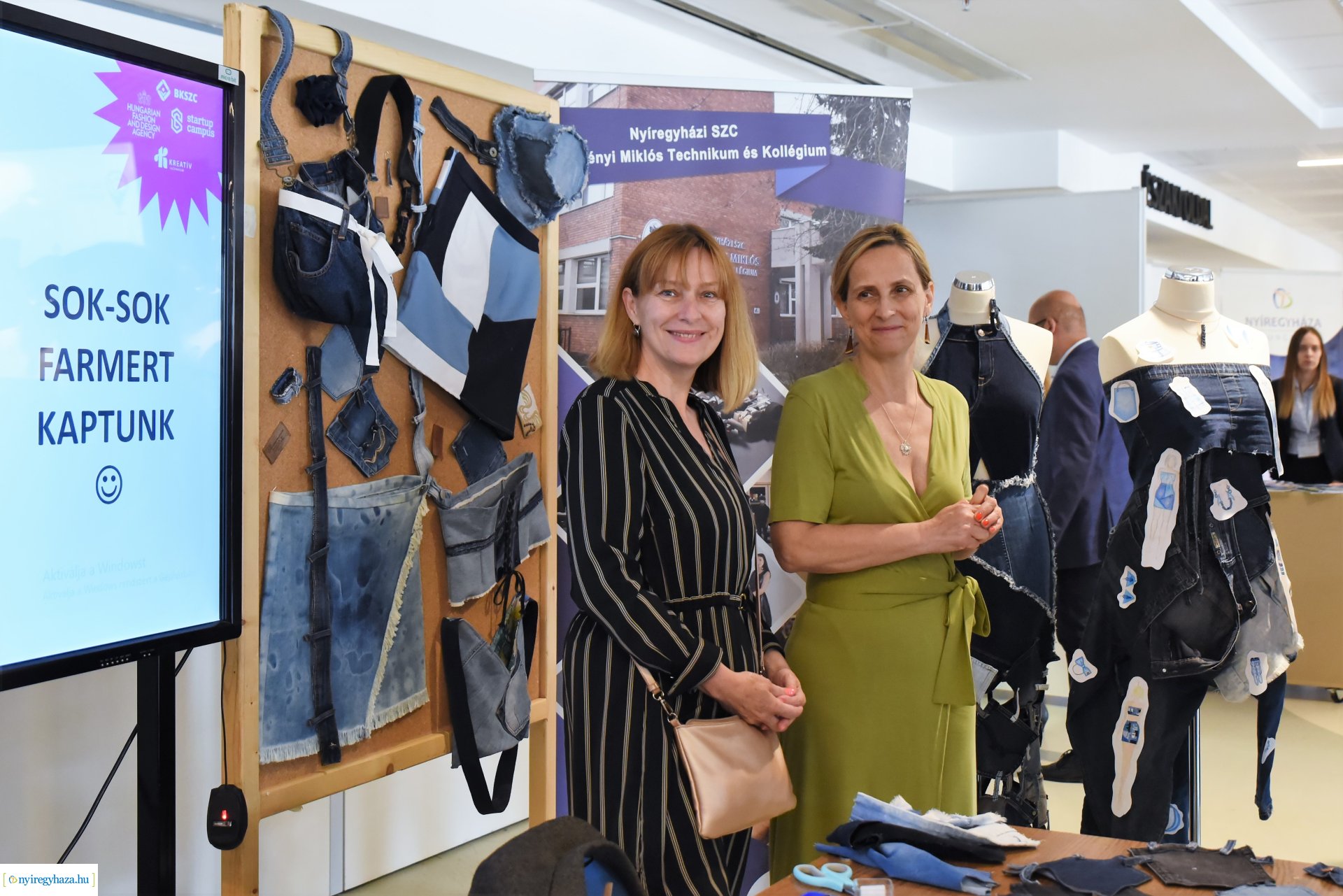 Helyben? Rendben! -  projektbemutató, szakmai konferencia 