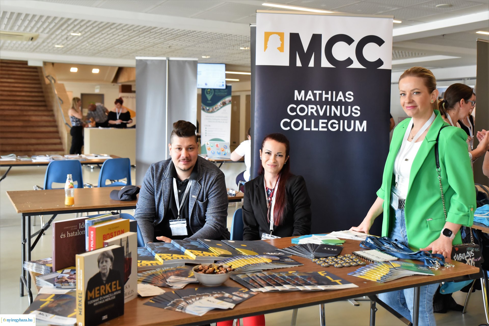 Helyben? Rendben! -  projektbemutató, szakmai konferencia 