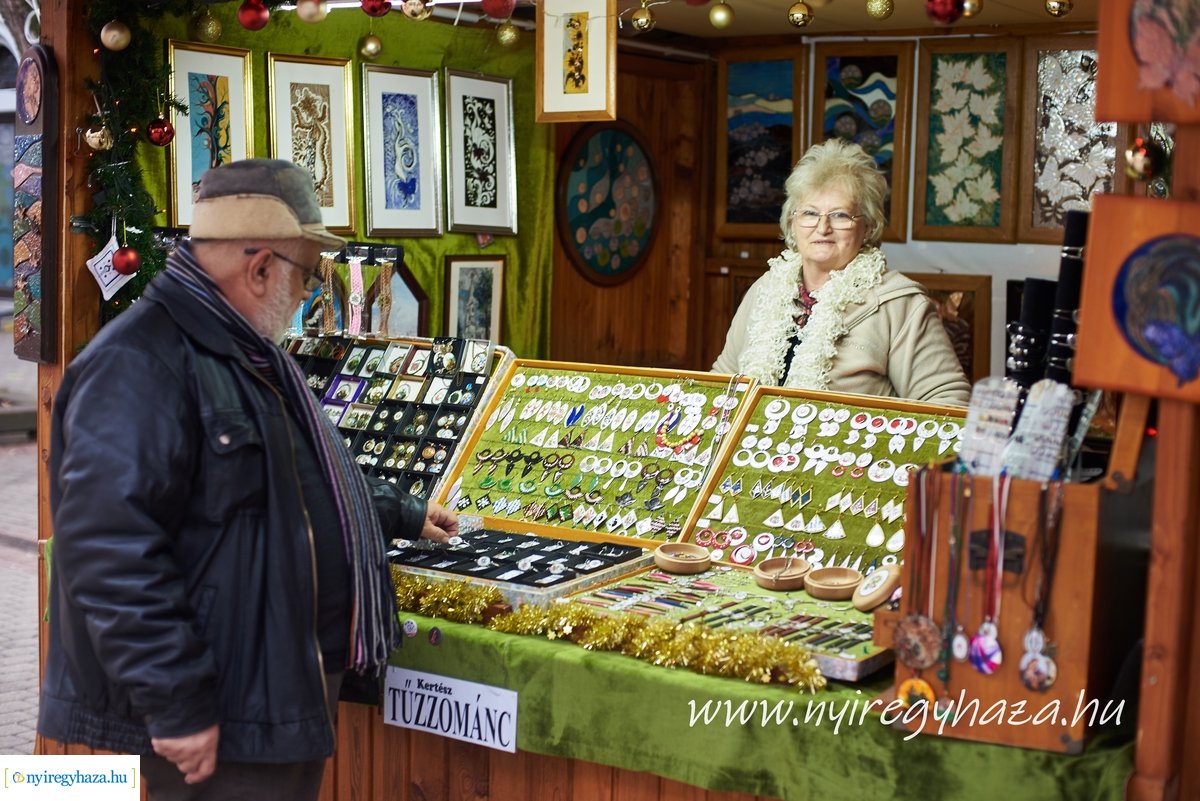 Helyi termékek az adventi forgatagban 2019