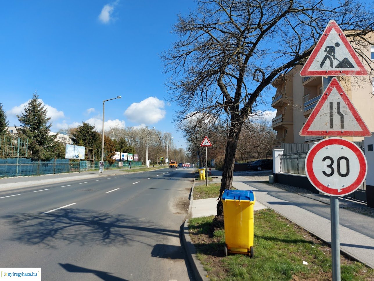 Helyreállítási munkálatok a Garibaldi utca és a Sóstói út kereszteződésében 