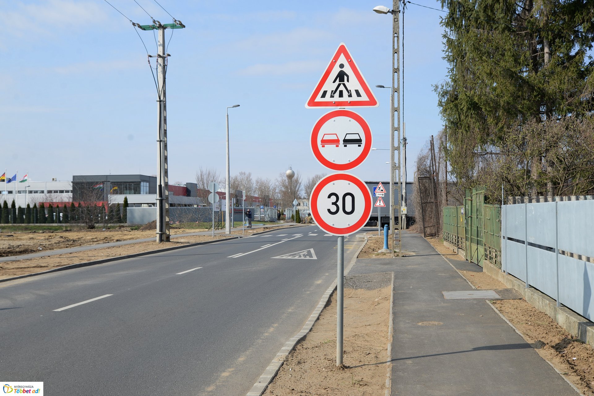 Helyszíni bejárás a Bottyán János utcán