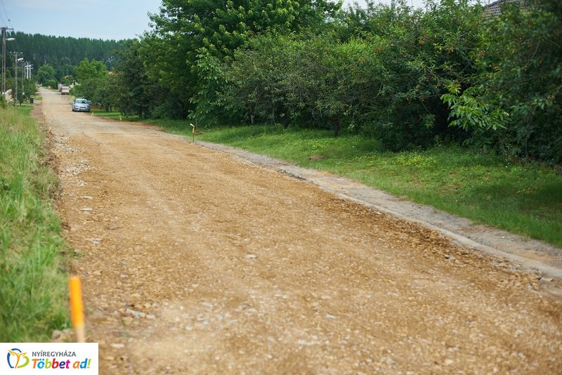 Helyszíni bejárás a Tenisz utcán