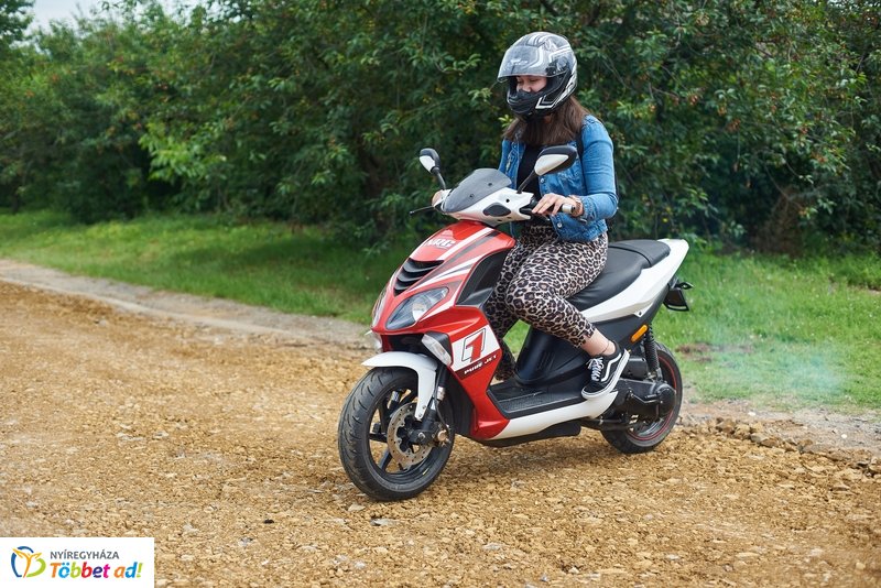 Helyszíni bejárás a Tenisz utcán