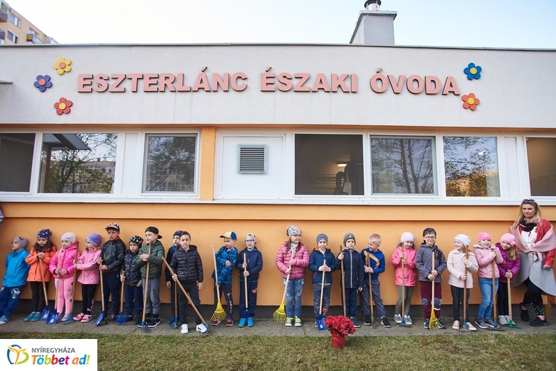 Helyszíni bejárás az Eszterlánc óvodában